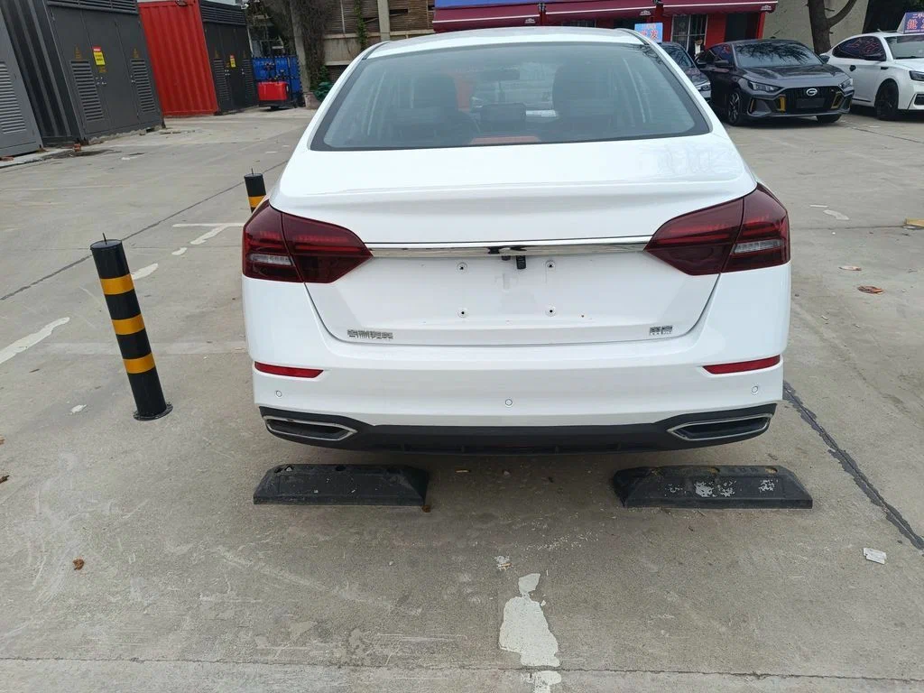 Geely Emgrand в аренду Geely Emgrand в аренду