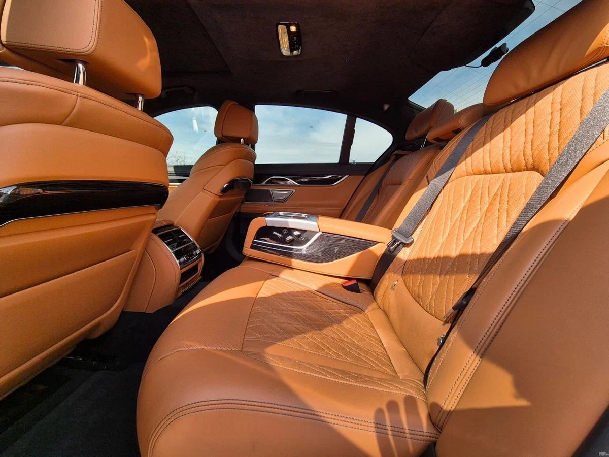 аренда BMW 7 серия  аренда BMW 7 серия